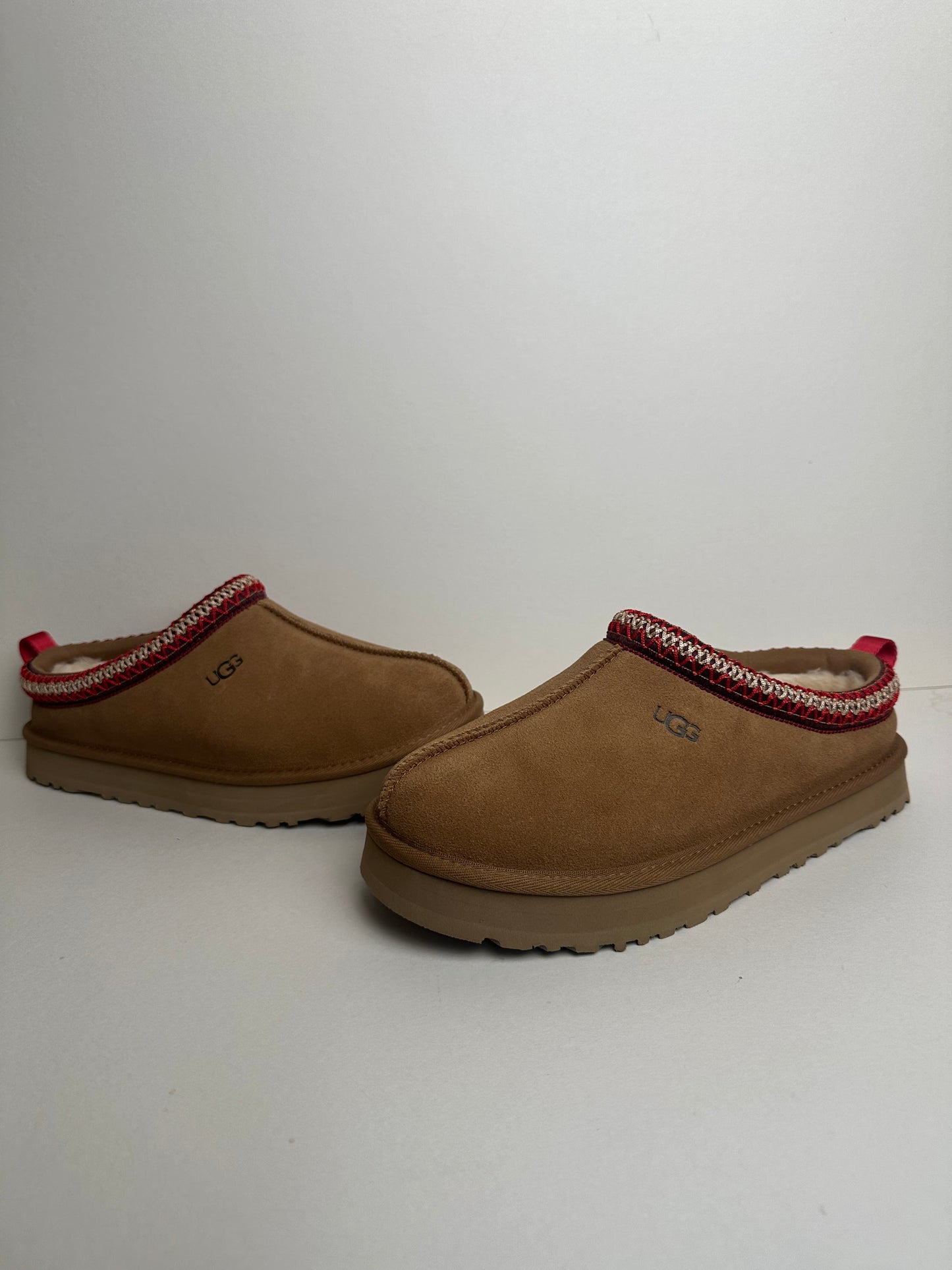 UGG Tasman “Cherry Stitching”