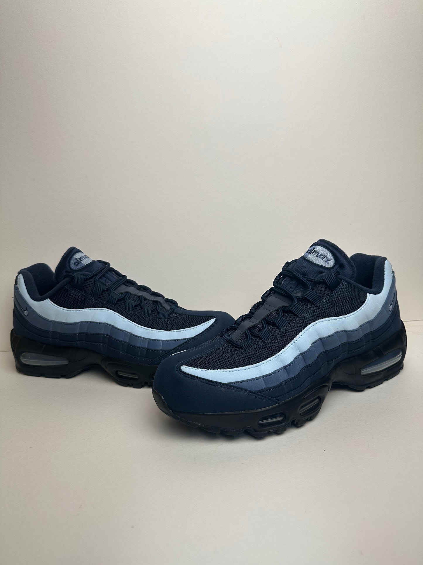 Airmax 95’s Navy / Sail Blue ( BIG BUBBLE )