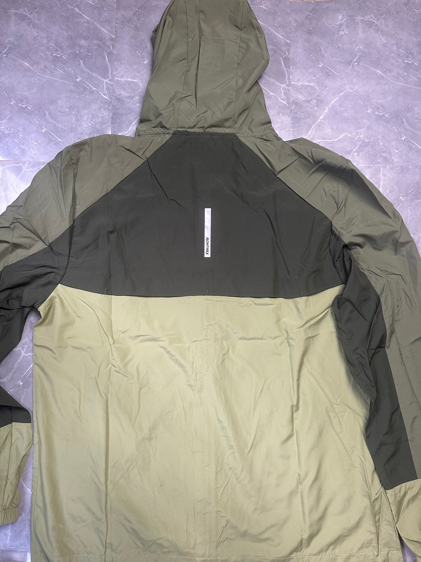 Montirex Lightweight Outdoor Jacket